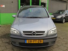 Opel Zafira - 2.2-16V Elegance