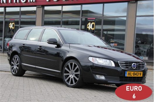 Volvo V70 - 2.0 D2 120pk Euro 6 Xenon/ 18 Inch /Harman Kardon/Family-line - 1