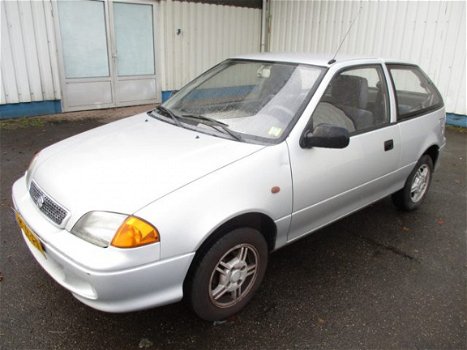 Suzuki Swift - 1.0 - 1