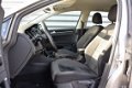 Volkswagen Golf - 1.4 TSI Highline Executive 5-deurs - 1 - Thumbnail