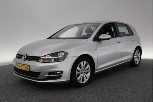 Volkswagen Golf - 1.0 TSI Connected Series Navi / Camera / Cruise - 1