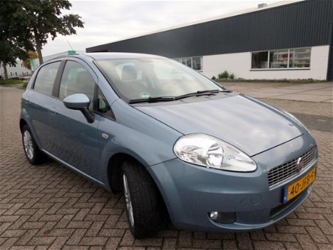 Fiat Grande Punto - Grand1.4 8v Active - 1