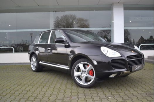 Porsche Cayenne - 4.5 Turbo S - 1