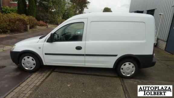 Opel Combo - VAN 1.3 CDTI COMFORT - 1