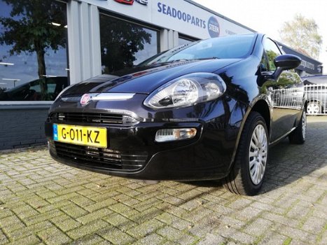 Fiat Punto - 1.4 MyLife met navigatie - 1