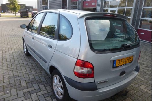 Renault Scénic - 1.6-16V RXE nette Scenic - goed onderhouden met nieuwe APK - AIRCO - LM VELGEN - TR - 1