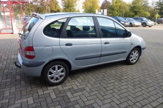 Renault Scénic - 1.6-16V RXE nette Scenic - goed onderhouden met nieuwe APK - AIRCO - LM VELGEN - TR - 1