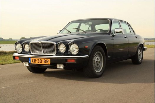 Jaguar Sovereign - 5.3 V12 Sovereign XJ 12 - 1