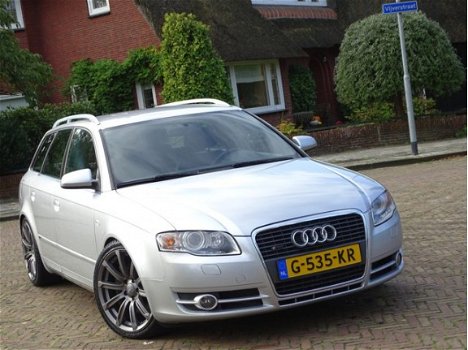 Audi A4 - 2.0 TFSI 200PK+ Quattro / S-LINE / automaat - 1