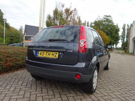 Ford Fiesta - 1.4 TDCi Futura 2006 5drs, dealer onderhouden - 1