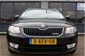 Skoda Octavia Combi - 1.6 TDI CLIMA NAVIGATIE PDC CHROOM PRIVATGLAS - 1 - Thumbnail