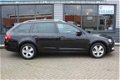 Skoda Octavia Combi - 1.6 TDI CLIMA NAVIGATIE PDC CHROOM PRIVATGLAS - 1 - Thumbnail