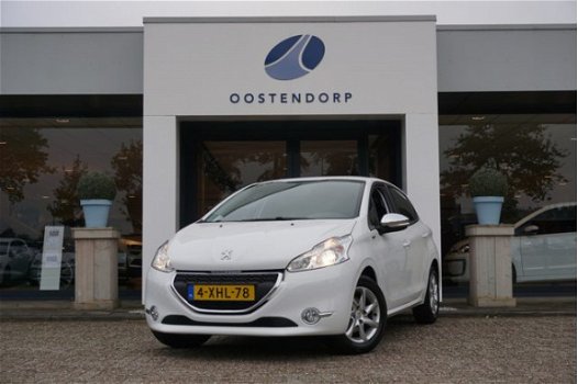 Peugeot 208 - 1.2VTi 82pk Style 5drs|2014|Navi|LMV|Cruise|AircoMultistuur|Donker Glas - 1