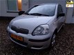 Toyota Yaris - 1.0 VVT-i Uniek lage KM stand origineel+NAP - 1 - Thumbnail