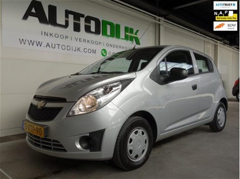 Chevrolet Spark - 1.0 16V LE - 1