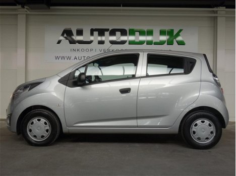 Chevrolet Spark - 1.0 16V LE - 1