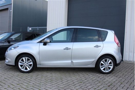 Renault Scénic - 1.6 Celsium NAVI, CLima, PDC, Trekhaak - 1