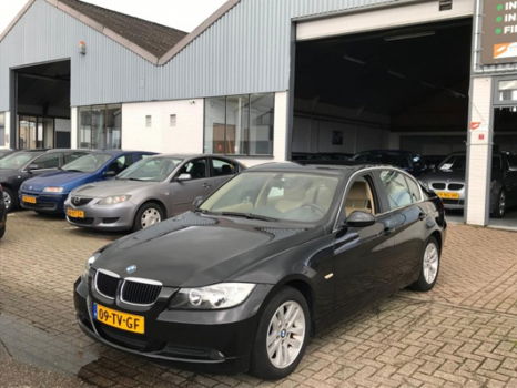 BMW 3-serie - 318i Business Line Navi/ Cruise/ Climate/NAP/APK - 1