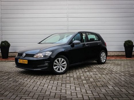 Volkswagen Golf - 1.6 TDI Comfortline | Clima | Navi | Cruise | Lichtmetaal | Trekhaak | Pdc voor+ac - 1