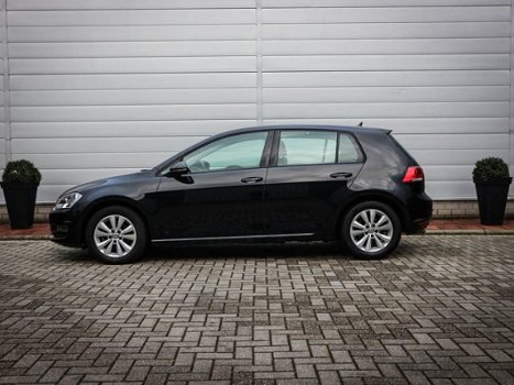 Volkswagen Golf - 1.6 TDI Comfortline | Clima | Navi | Cruise | Lichtmetaal | Trekhaak | Pdc voor+ac - 1