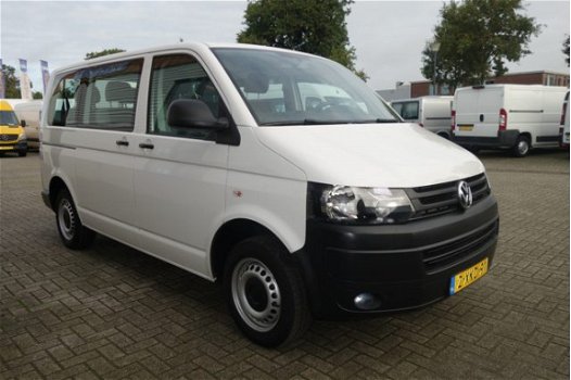 Volkswagen Transporter Kombi - 2.0 TDI L1H1 Trendline bpm vrij / lease vanaf € 224 / airco / 9 perso - 1