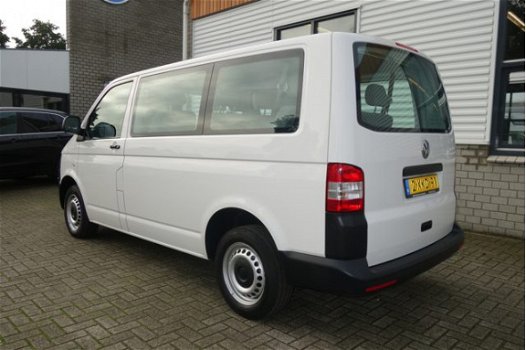 Volkswagen Transporter Kombi - 2.0 TDI L1H1 Trendline bpm vrij / lease vanaf € 224 / airco / 9 perso - 1