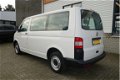 Volkswagen Transporter Kombi - 2.0 TDI L1H1 Trendline bpm vrij / lease vanaf € 224 / airco / 9 perso - 1 - Thumbnail