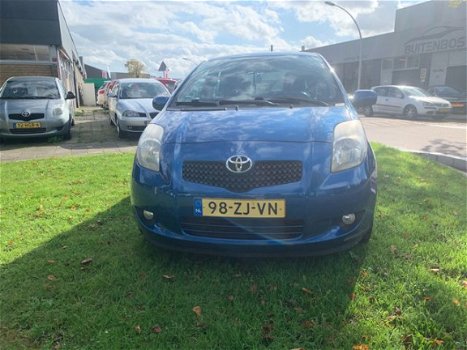 Toyota Yaris - 1.3 VVTi Sol MMT - 1