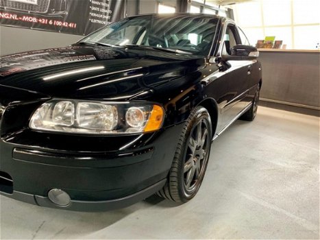 Volvo S60 - 2.4 140pk - 1