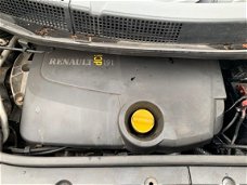 Renault Scénic - Scenic 1.9 DCI PRIVILÈGE LUXE MOTOR KAPOT
