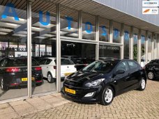 Hyundai i30 - 1.6 GDI Go AIRCO / ELEKTRISCHE RAMEN