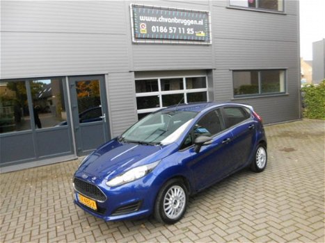 Ford Fiesta - 1.25 60PK CHAMPIONS EDITION - 1