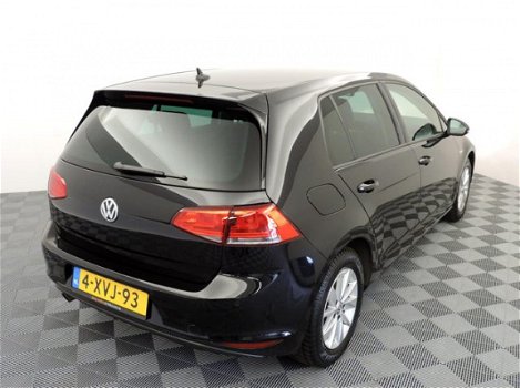 Volkswagen Golf - 1.6 TDI BlueMotion Highline (pdc, LED, navi) - 1