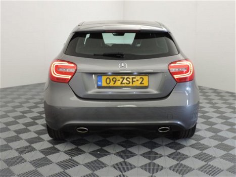 Mercedes-Benz A-klasse - 180 Aut7 AMG-line (leer, navi, xenon) - 1