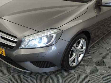 Mercedes-Benz A-klasse - 180 Aut7 AMG-line (leer, navi, xenon) - 1