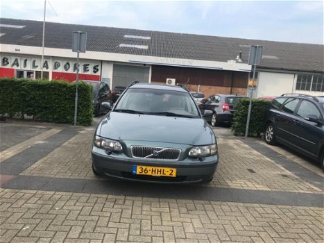 Volvo V70 - 2.4 D5 BJ2004 - 1