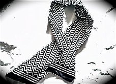 WINDSOR Zwart - wit zigzag sjaal