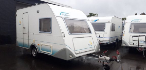 3 PERSOONS STAPELBED CARAVAN BJ 2001 EIFELLAND 350 MET NETTE VOORTENT - 1