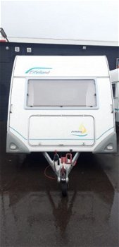 3 PERSOONS STAPELBED CARAVAN BJ 2001 EIFELLAND 350 MET NETTE VOORTENT - 3