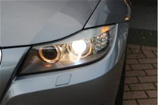 BMW 3-serie Touring - 318i Corporate Lease Luxury Line Panorama Leer Navi Xenon 17'