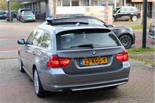 BMW 3-serie Touring - 318i Corporate Lease Luxury Line Panorama Leer Navi Xenon 17' - 1