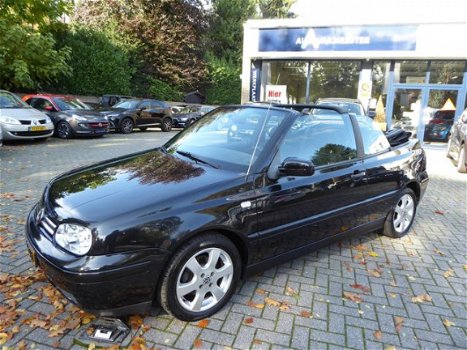 Volkswagen Golf Cabriolet - 1.8 Highline 141dKM/NAP/Elek.Kap/NweKoppeling - 1