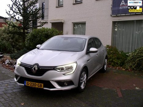 Renault Mégane - 1.5 dCi Eco2 Zen - 1