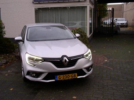 Renault Mégane - 1.5 dCi Eco2 Zen - 1