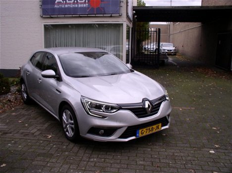 Renault Mégane - 1.5 dCi Eco2 Zen - 1