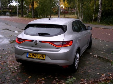 Renault Mégane - 1.5 dCi Eco2 Zen - 1