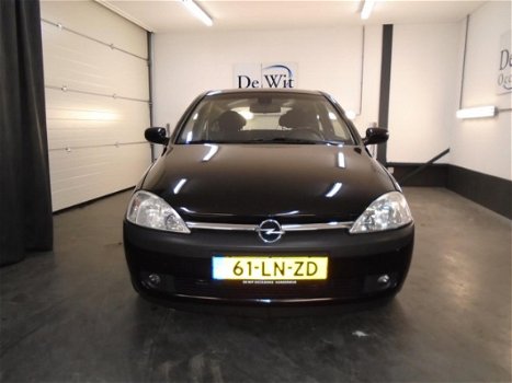 Opel Corsa - 1.8-16V GSi in ZEER NETTE STAAT ORG. NL. auto incl. NWE APK /GARANTIE - 1