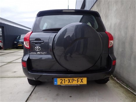 Toyota RAV4 - 2.0 VVTi Linea Terra - 1