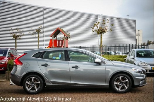 Volvo V40 - 2.0 D2 R-Design Business , Business Pack Connect, Winter Line, Half Leer/Alcantara, Navi - 1