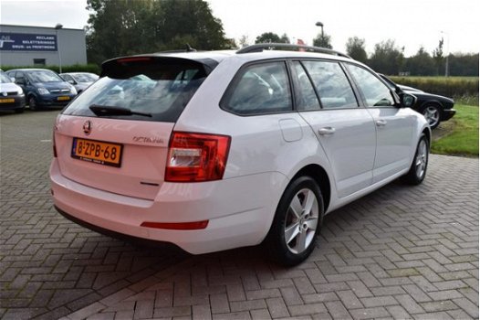 Skoda Octavia Combi - 1.6 TDI Greenline Businessline Navi | Clima | Cruise | Radio/CD | Bluetooth | - 1